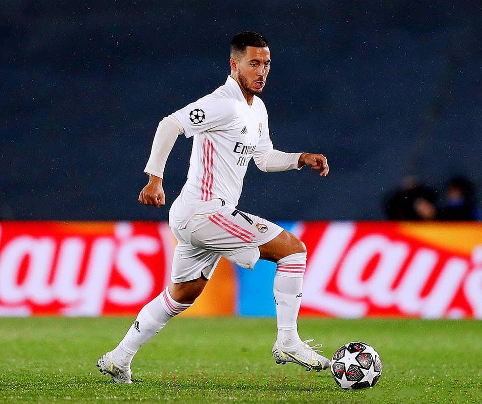 纽卡就引进阿扎尔提出报价 皇马要价3000万欧 纽卡就引进阿扎尔提出报价 皇马要价3000万欧